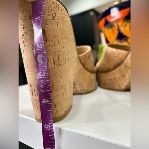 Veronica Beard Tan Cork Mules with Square Toe and Minimalist Design , Size 9.5 - Picture 4 of 8